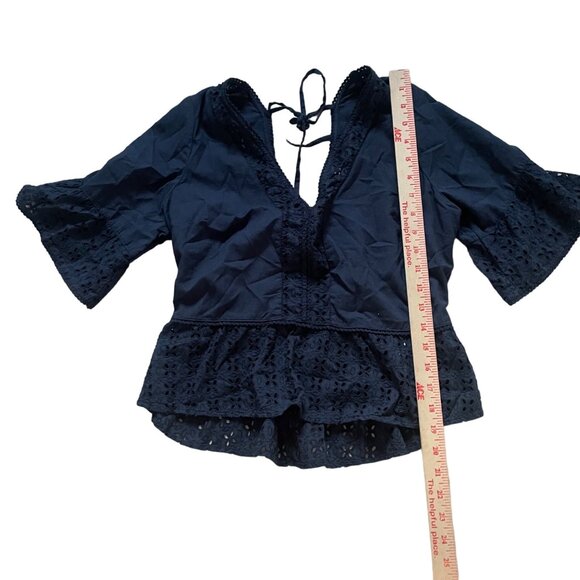Abercrombie & Fitch Womens Medium Black Eyelet Lace V-Neck Blouse With 3/4 Sleev - Picture 6 of 8